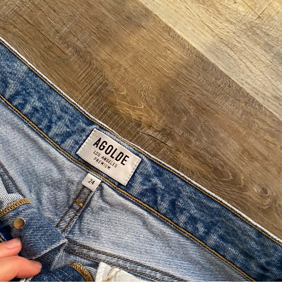 Agolde Parker Vintage Cut Off Short 24 - Picture 2 of 4